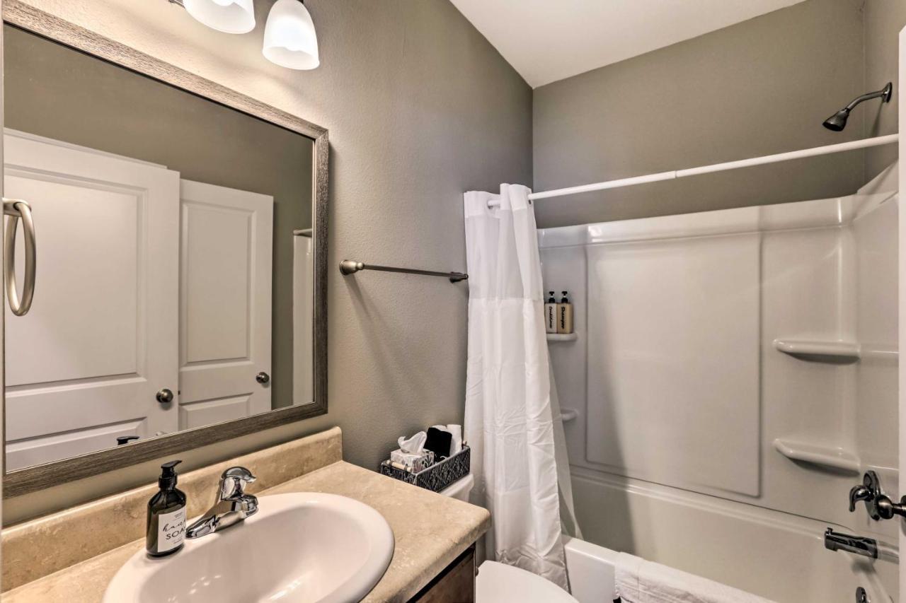 Ideally Located And Elegant Condo With Balcony! Tallahassee Exterior foto